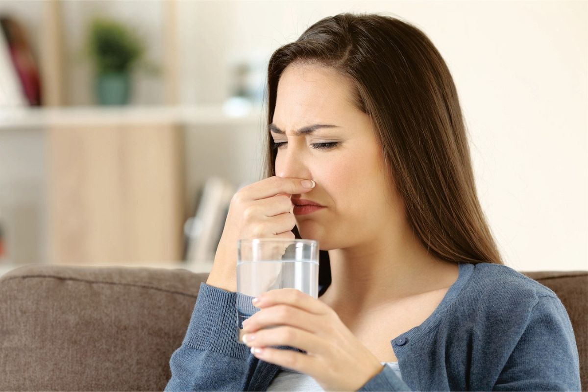 Nếu nước có mùi hôi cho thấy nước chưa được lọc sạch hoàn toàn