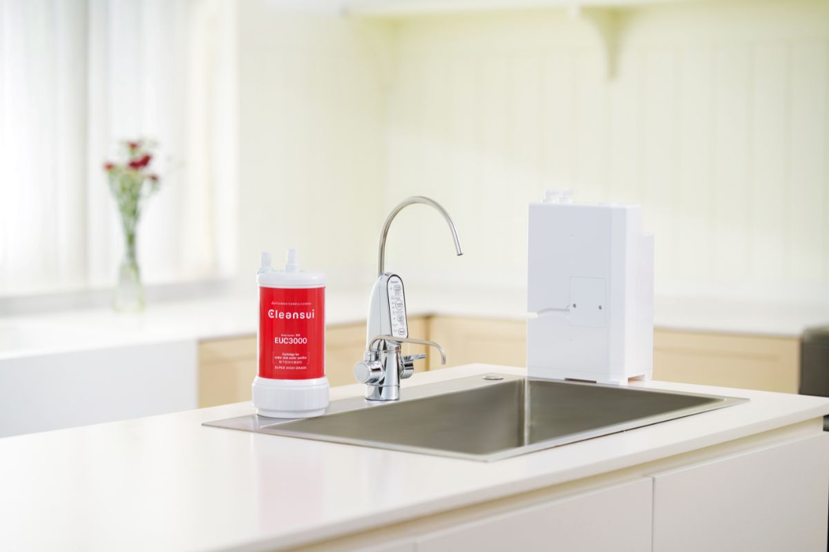 Máy lọc Cleansui giữ lại và tăng cường khoáng chất, cung cấp nước sạch, tốt cho sức khỏe