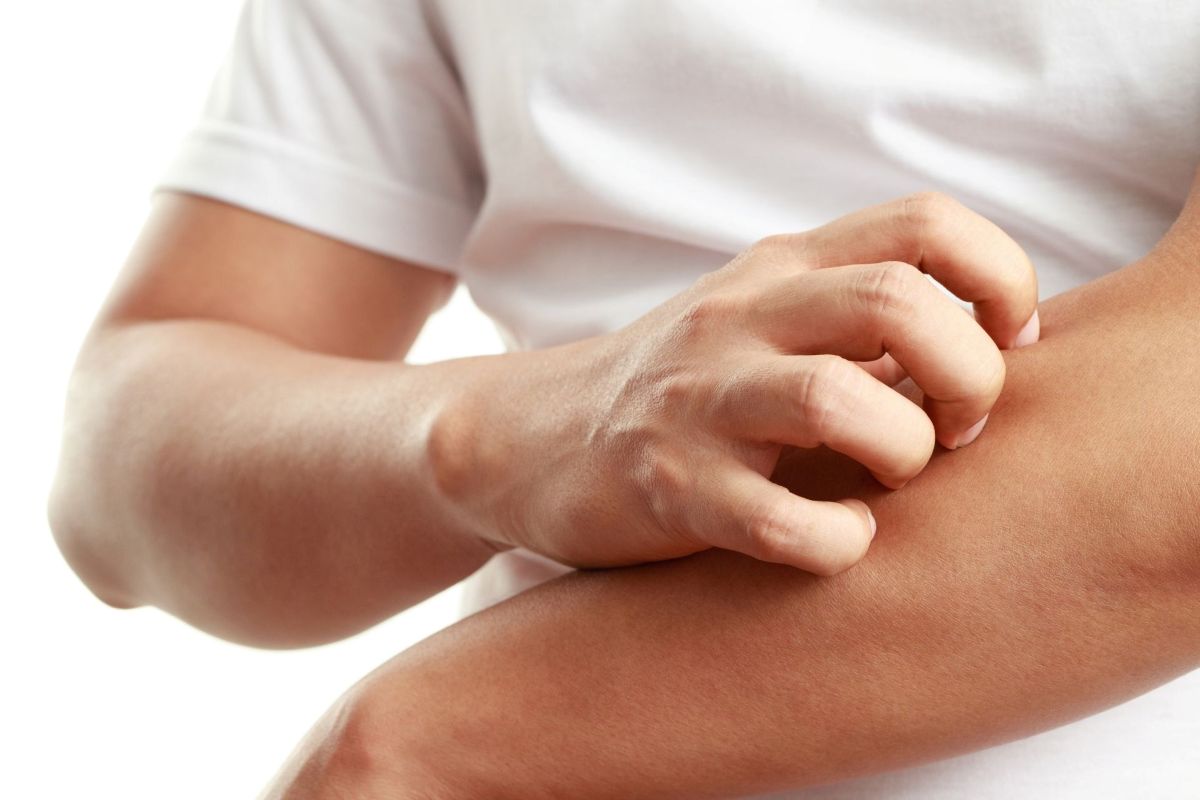Cách nhận biết các dấu hiệu cơ thể thiếu nước