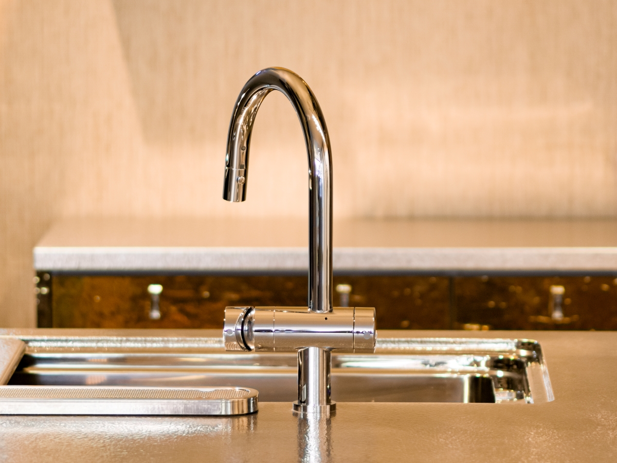Giá các loại máy lọc nước Cleansui - Thiết bị lọc nước lắp dưới bồn rửa EU201