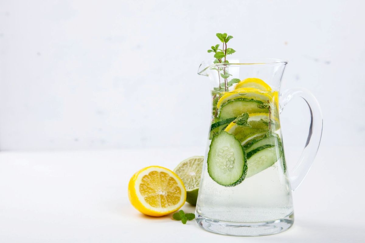 Nước uống detox là gì?