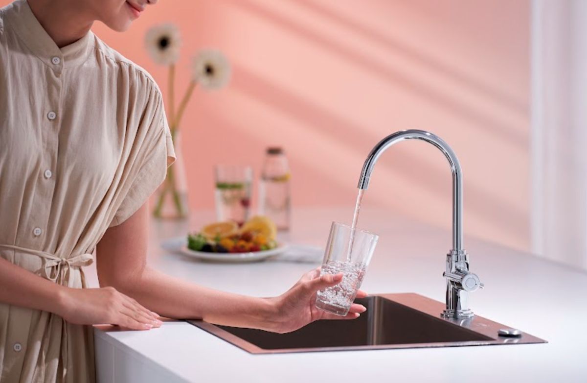 Uống nhiều nước có tốt không? Uống bao nhiêu là đủ?