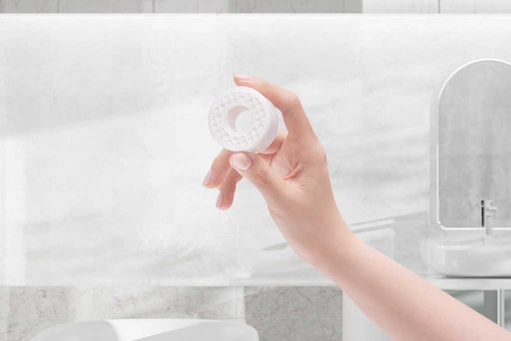 Công nghệ lọc 2 trong 1 giúp loại bỏ Clo dư, cặn bẩn và tạp chất