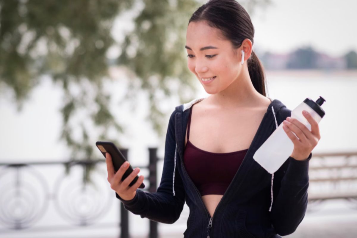 Thời điểm uống nước phù hợp khi chơi thể thao